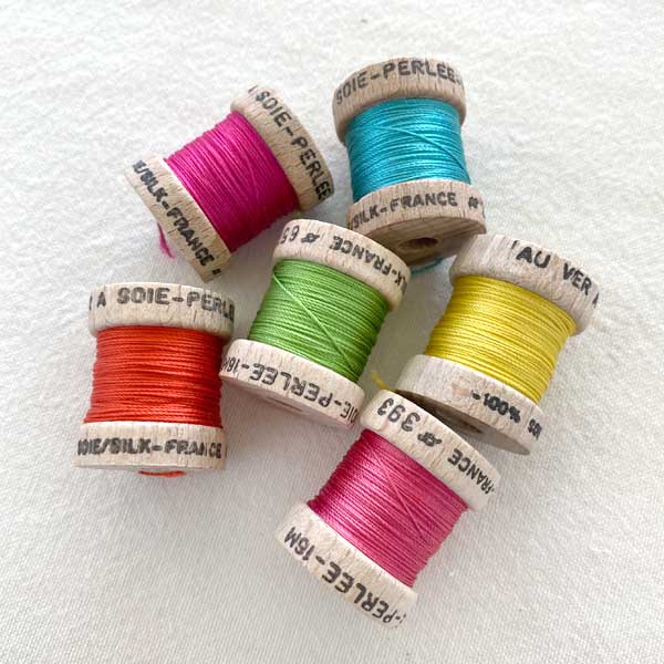 Soie (Silk) Perlée Thread on Wood Bobbins from Au Ver à Soie