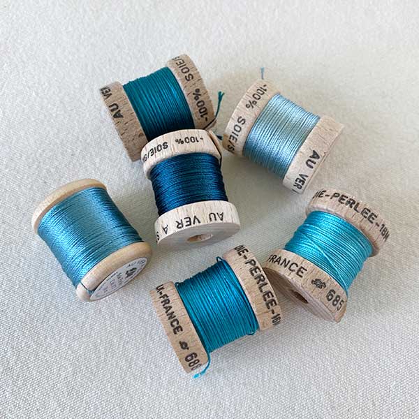 Soie (Silk) Perlée Thread on Wood Bobbins from Au Ver à Soie