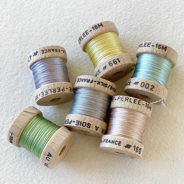 Soie (Silk) Perlée Thread on Wood Bobbins from Au Ver à Soie