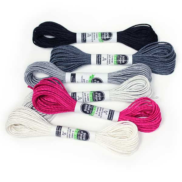 GRAYSCALE *EXCLUSIVE* Au Ver à Soie 7 Strand Silk Alger Thread for Hand Embroidery
