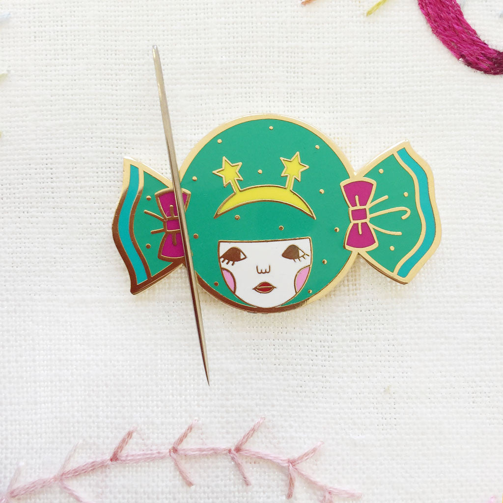 Hoop Flair Needle Minder - NAOSHI